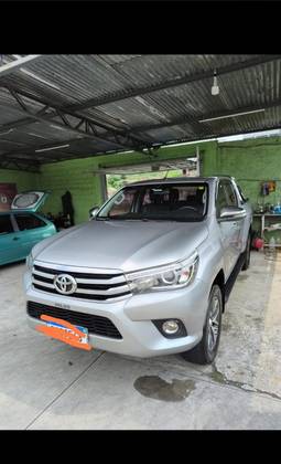TOYOTA HILUX 2.8 SRX 4X4 CD 16V DIESEL 4P AUTOMÁTICO